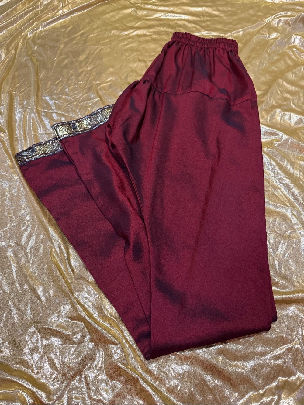 Disney Studios Costume Dept Red Kurta Pants size 34